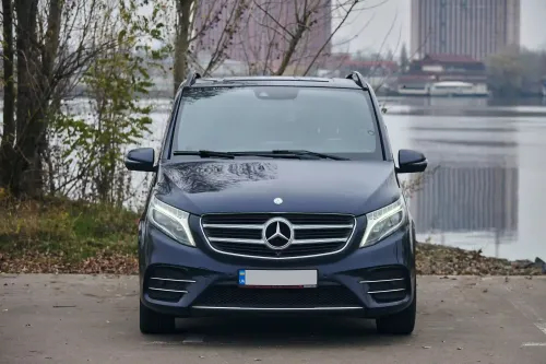 Mercedes-Benz V-Class